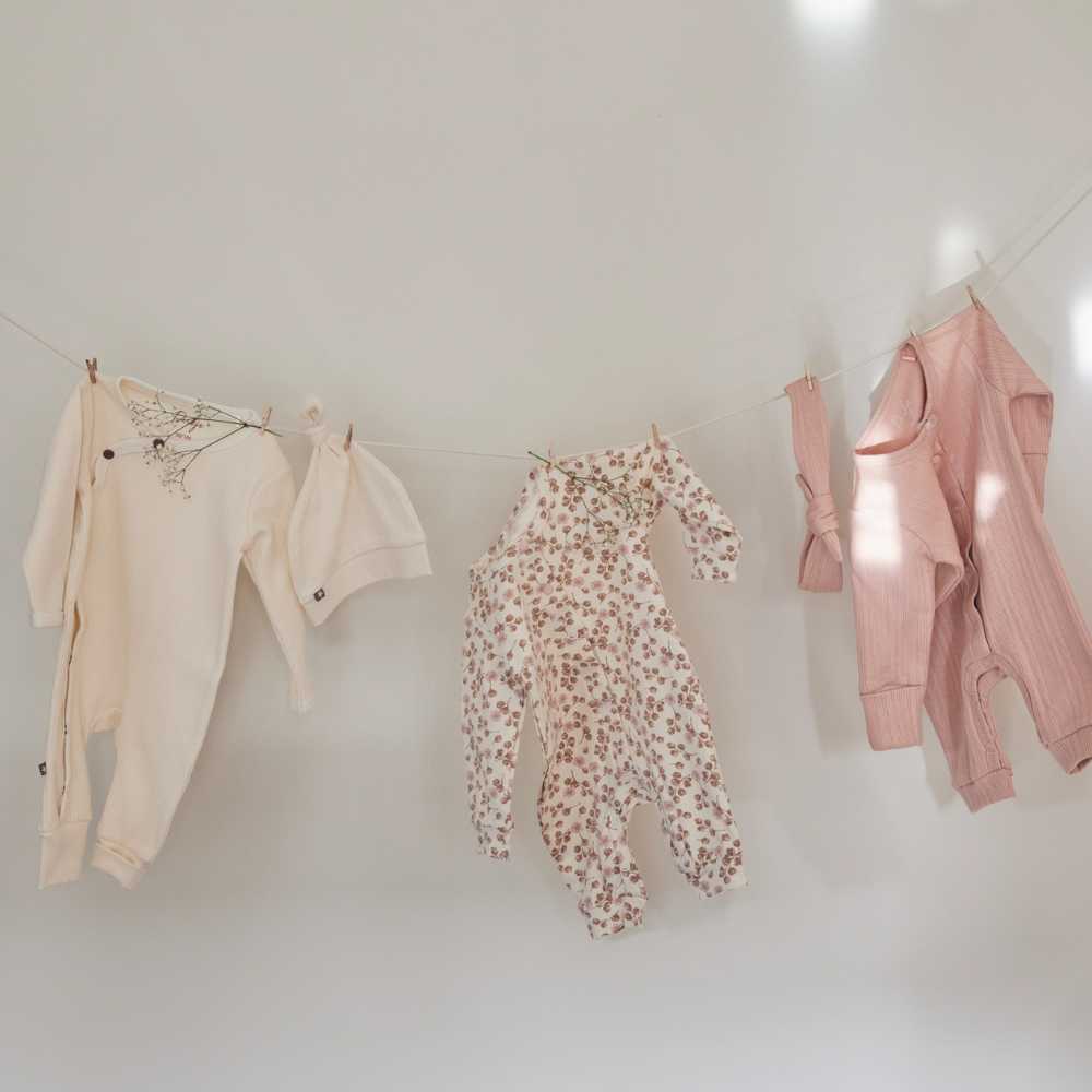  Mädchen Baby Bio-Schlafanzug Blumen 